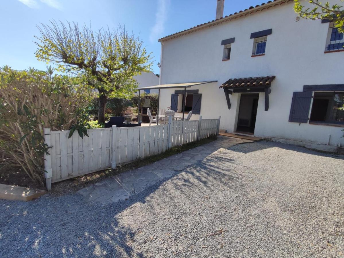 Le Mas Du Bijou Bleu Puget-sur Argens Bagian luar foto